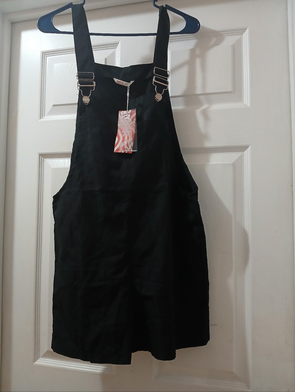 ROMWE Black Dress with Adjustable Straps